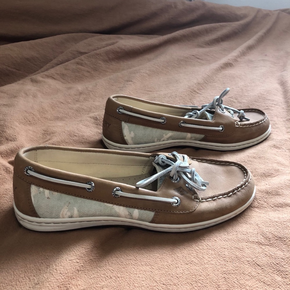 Sperry Angelfish Slip-on Bot Shoe